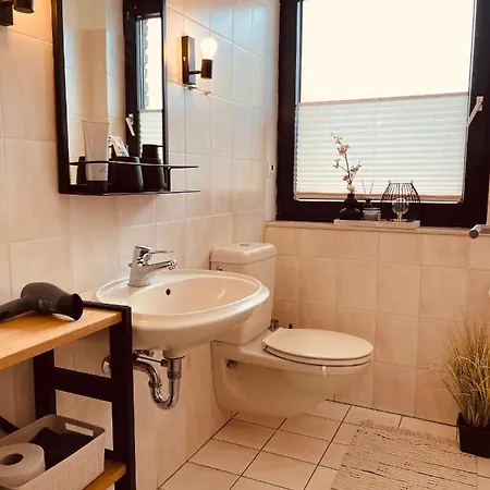 Stylisches Modernes Apartment, Sauna Und Wellness Lage