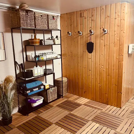 Stylisches Modernes Apartment, Sauna Und Wellness Lage