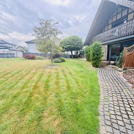 Stylisches Modernes Apartment, Sauna Und Wellness Lage