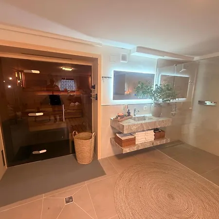 Stylisches Modernes Apartment, Sauna Und Wellness Lage